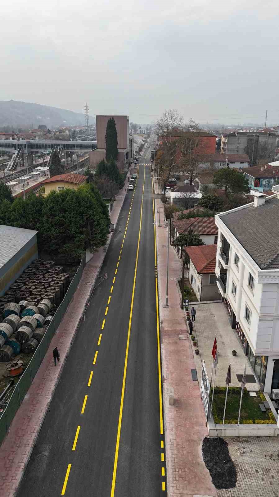 Sakarya Büyükşehir, YHT İstasyonu’na bağlantı sağlayan caddeyi sil baştan yeniledi
