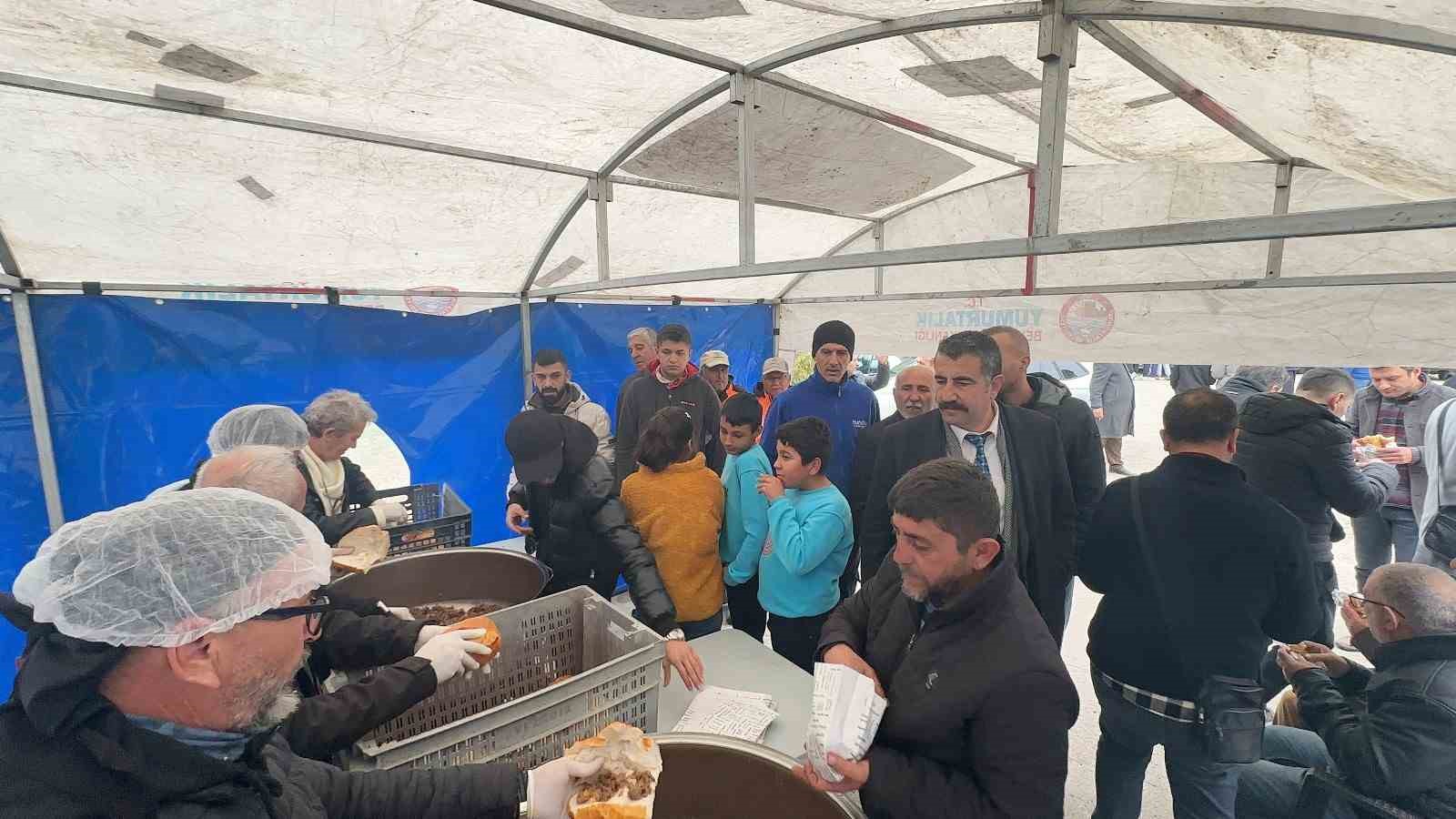 Yumurtalık&rsquo;ta iş&ccedil;i alacakları &ouml;deniyor
