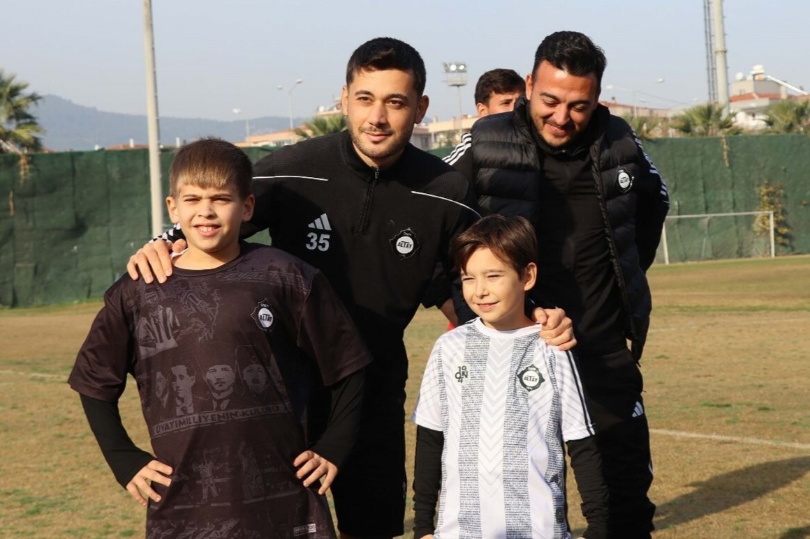 Altay’dan minik taraftarına unutulmaz jest