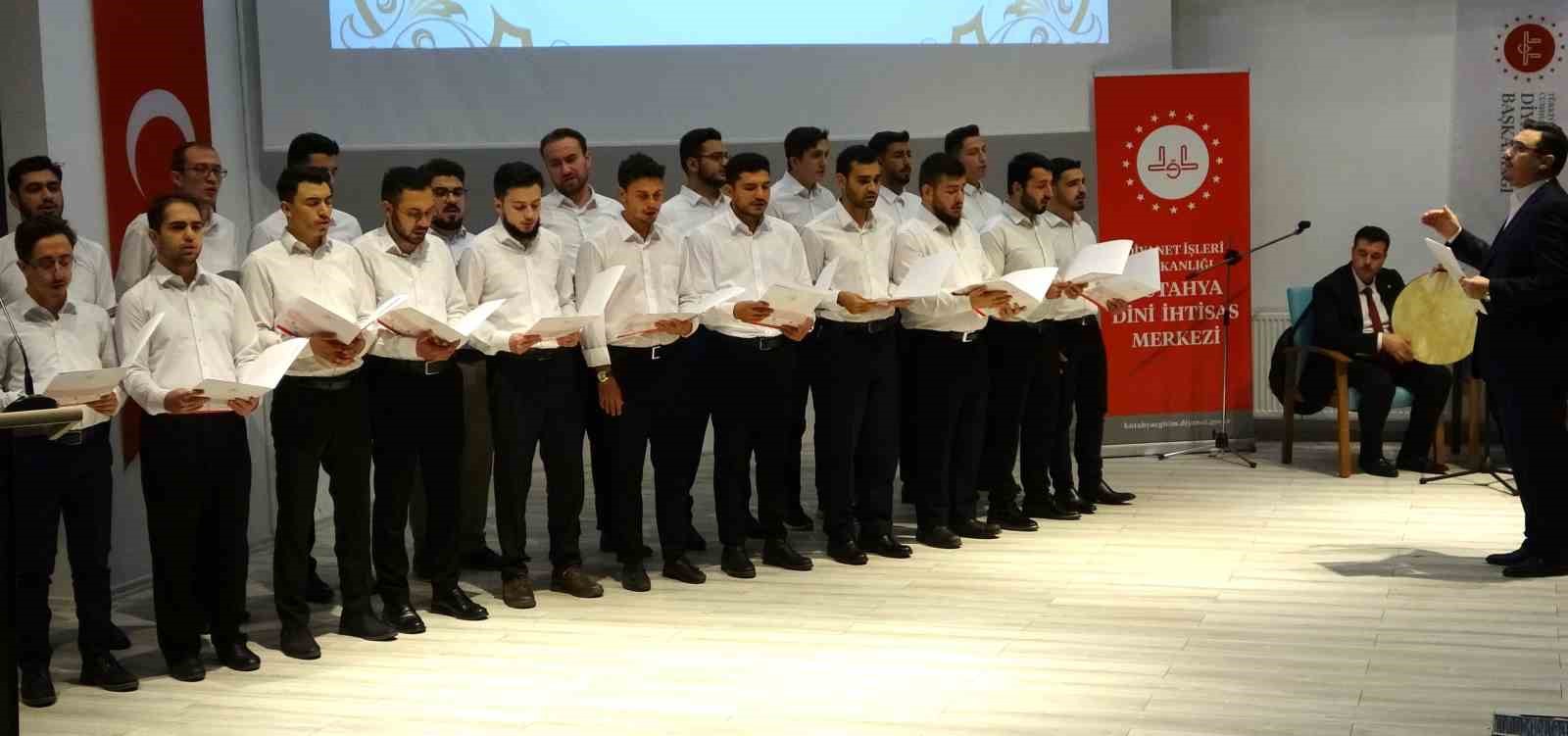 K&uuml;tahya&rsquo;da 92 aday din g&ouml;revlisi mezun oldu
