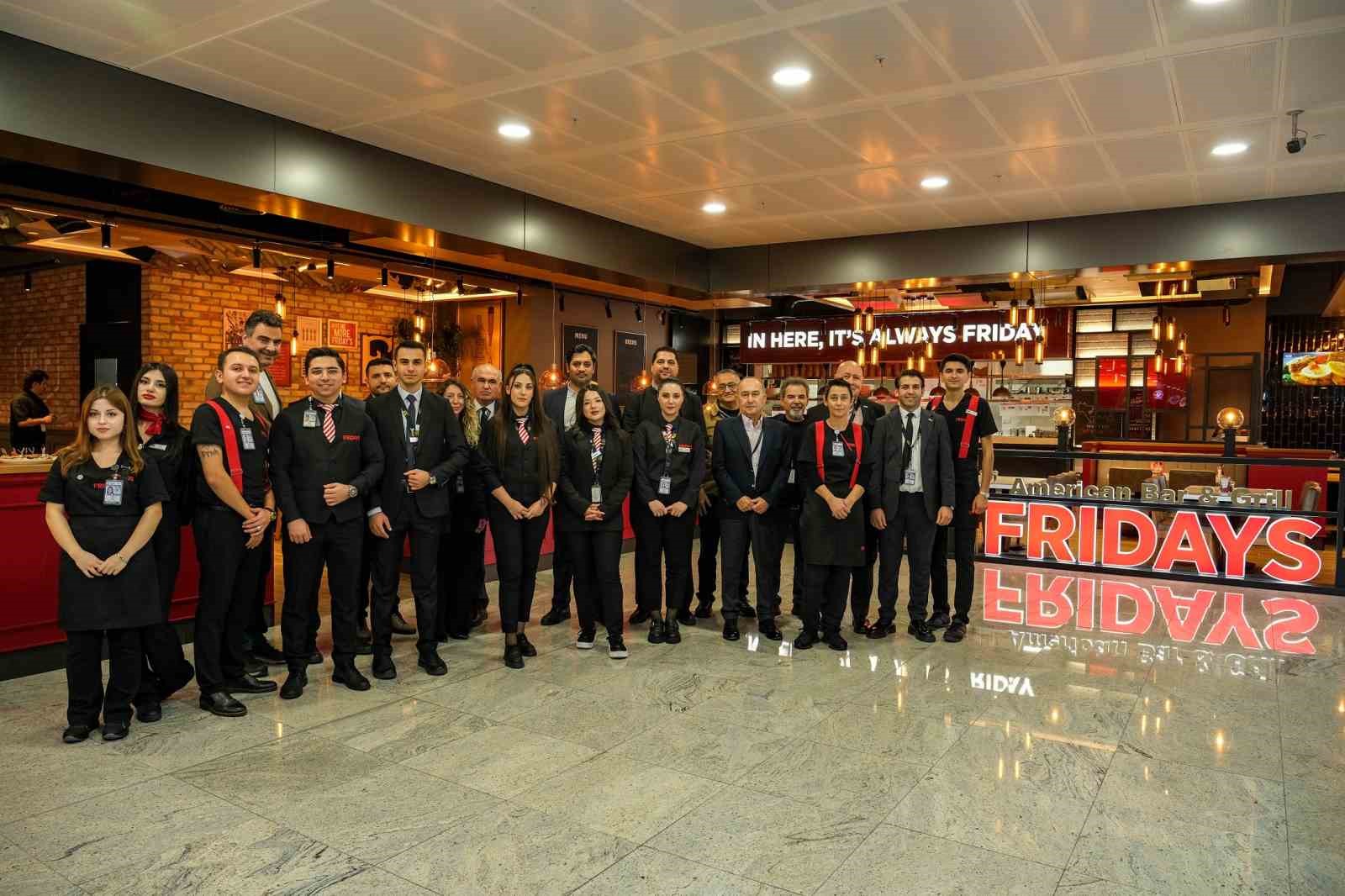 Sabiha Gökçen’de TGI Fridays açıldı
