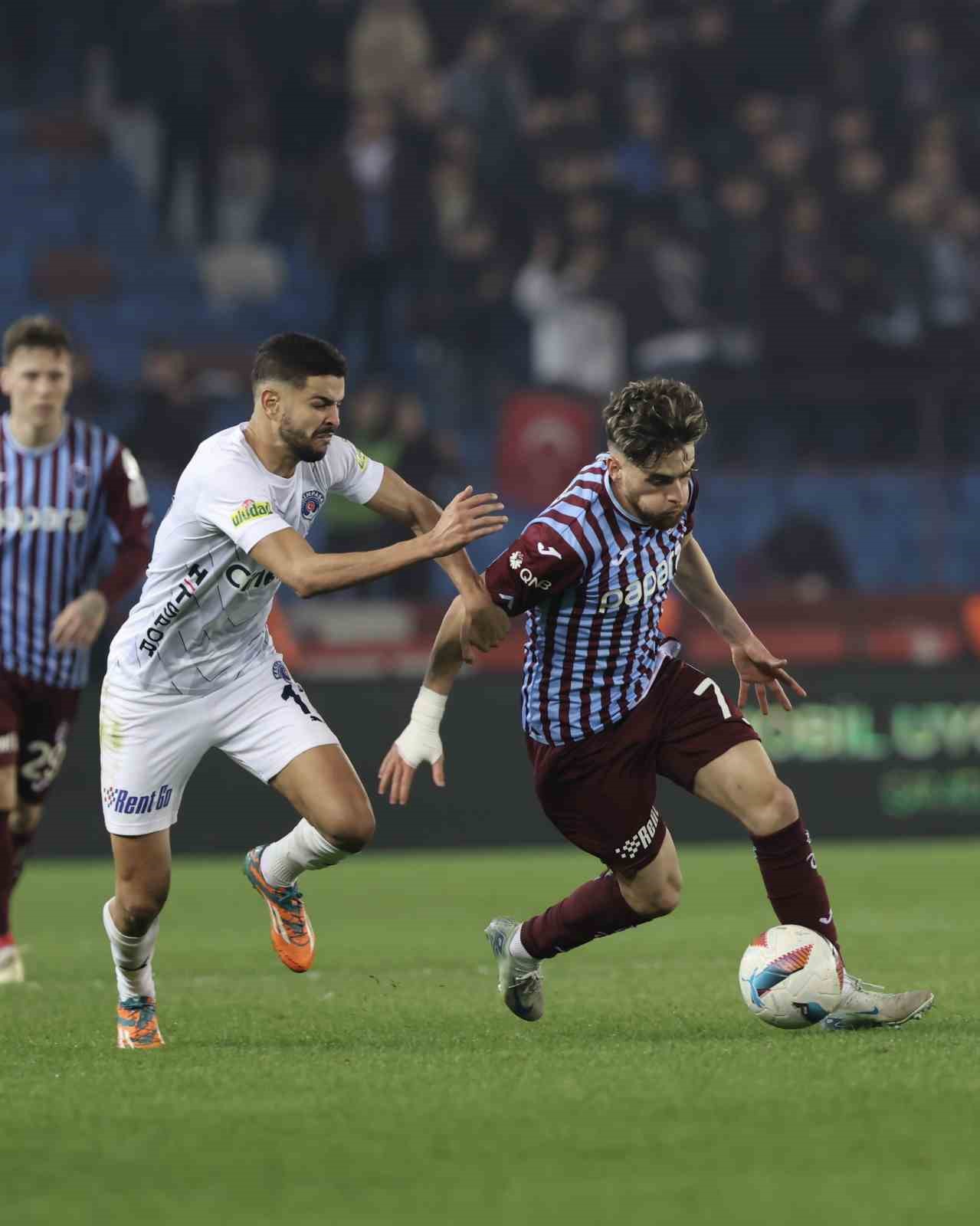 Trendyol Süper Lig: Trabzonspor: 2 - Kasımpaşa: 2 (Maç sonucu)
