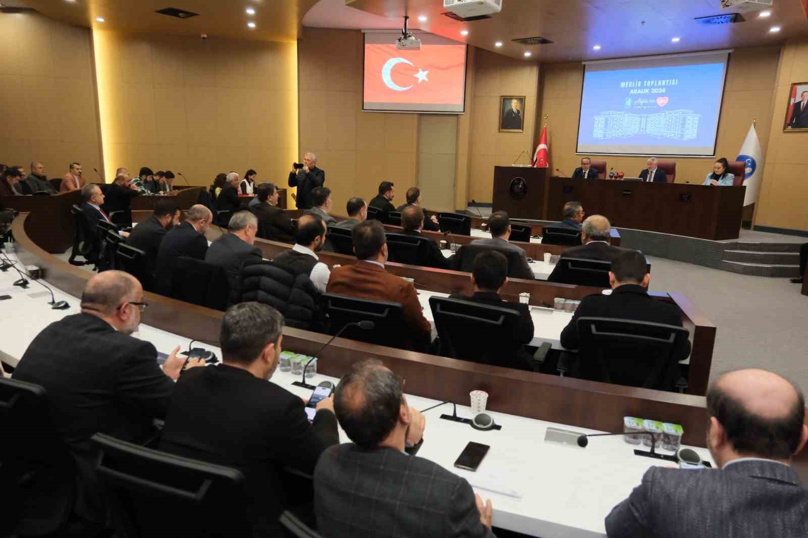 Çorum’da 2025 yılı içme suyu ve toplu taşıma ücretleri belirlendi: Maliyetlerin altında fiyat politikası uygulanacak
