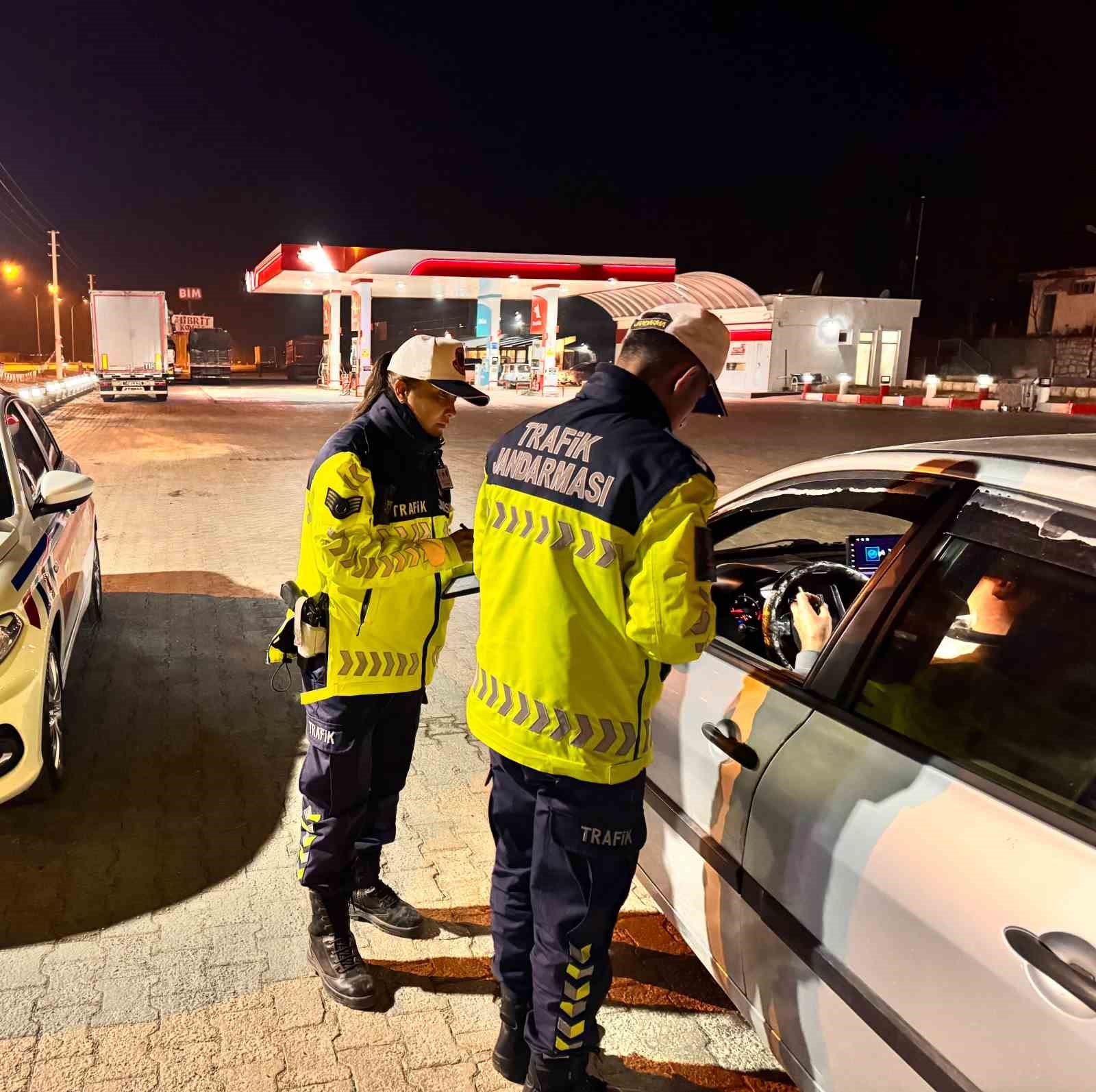 Bolvadin’de jandarmadan trafik denetimi