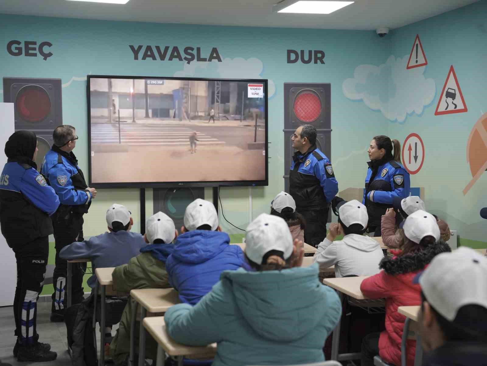 Özel bireylere trafik eğitimi
