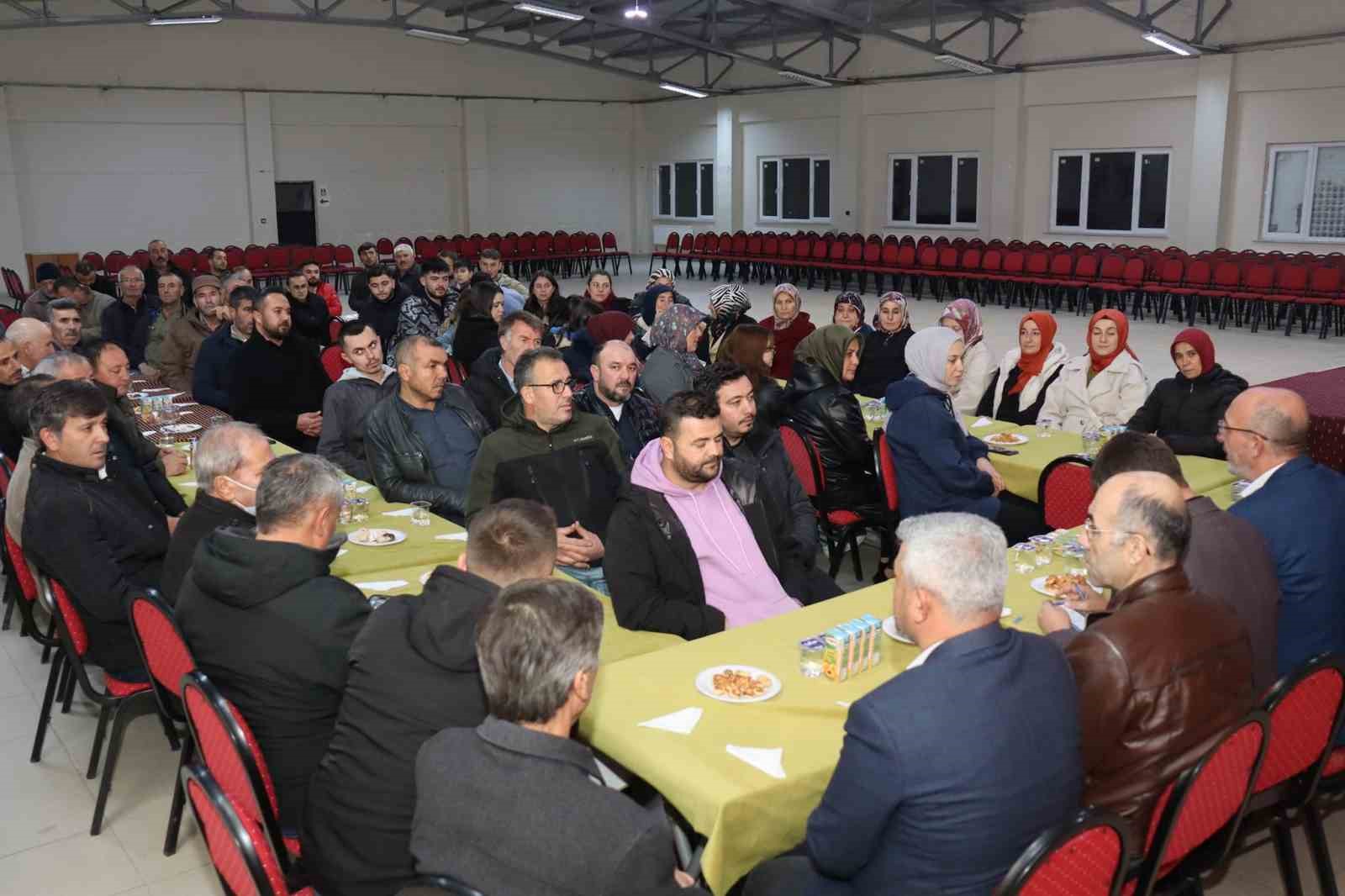 Pazarlar’da ’3 Kademe Teşkilat Toplantısı’ gerçekleştirildi
