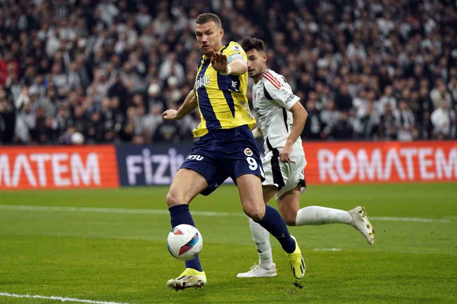Trendyol Süper Lig: Beşiktaş: 0 - Fenerbahçe: 0 (Maç devam ediyor)
