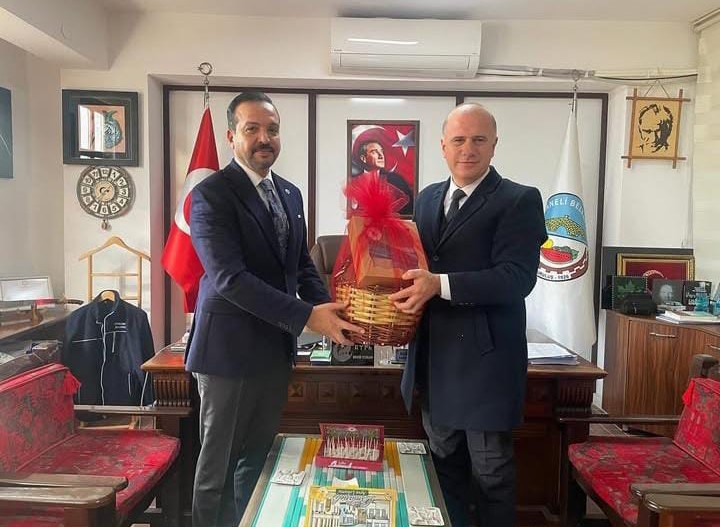 Osmaneli&rsquo;nde sıcak asfalt &ccedil;alışması a&ccedil;ılışı yapıldı
