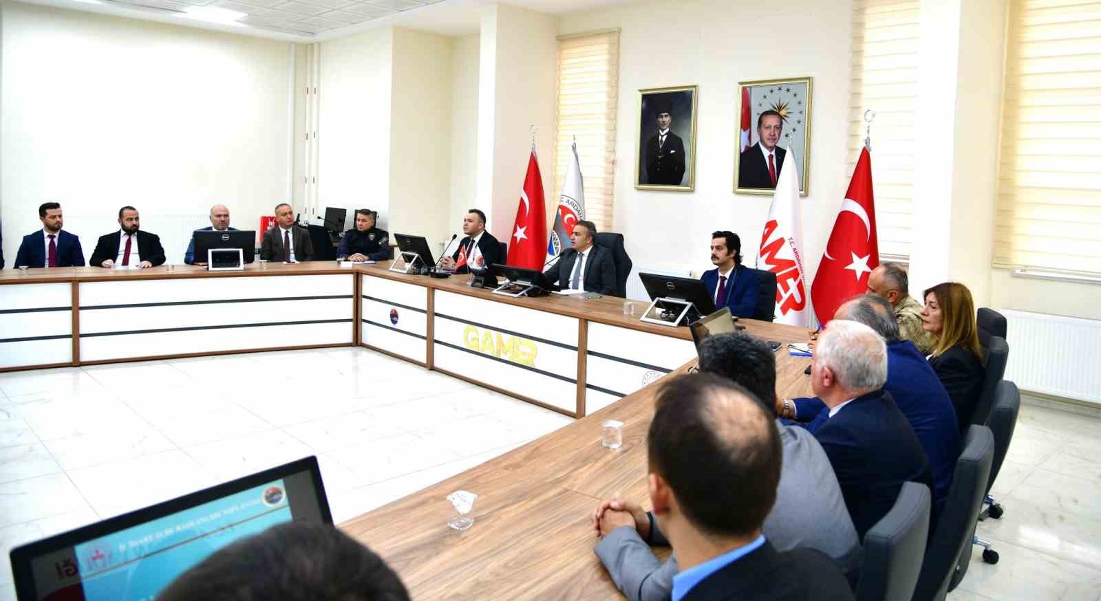 Ardahan&rsquo;da il idare şube başkanları toplantısı ger&ccedil;ekleştirildi
