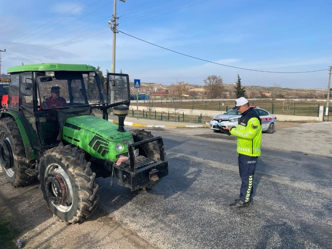 Kırklareli’nde trafik denetimi: 127 araç trafikten men edildi
