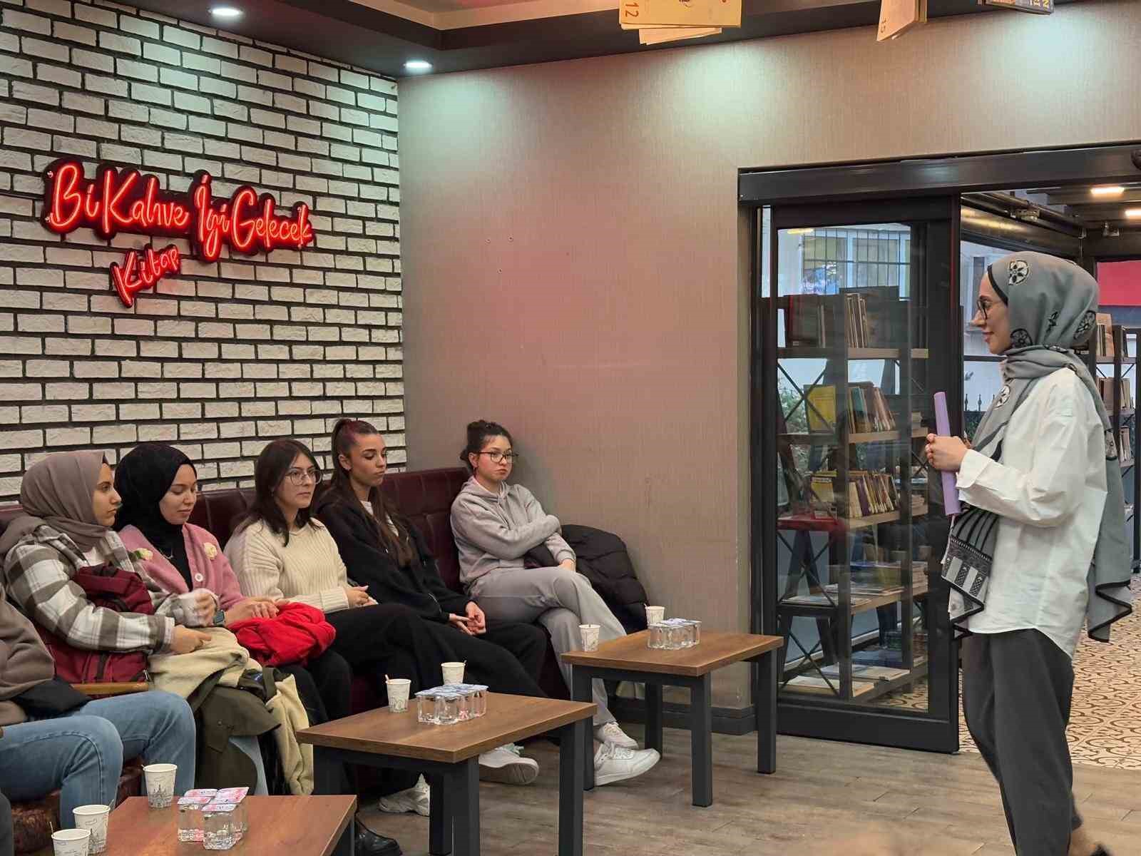 Sincan&rsquo;da gen&ccedil;ler i&ccedil;in &ldquo;Besin Terapisi&rdquo; kul&uuml;b&uuml;
