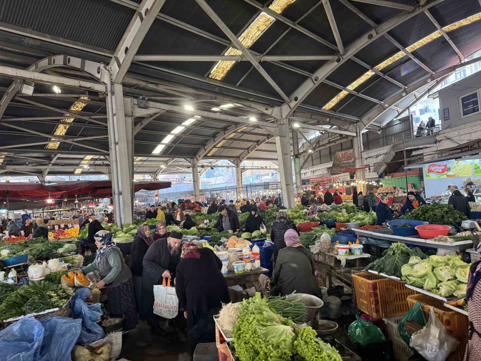 Fiyatların yüksek olmasına rağmen pazara ilgi arttı