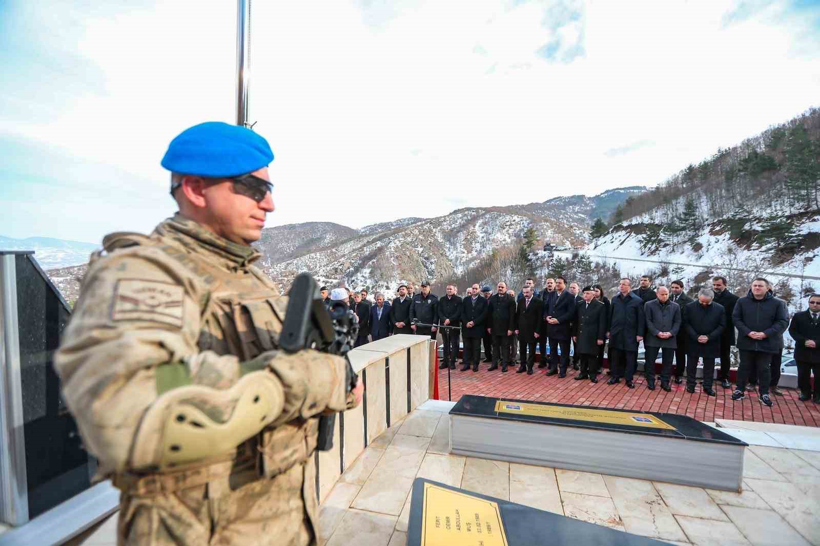 Sazak köyünde 7 kahraman şehit için anma töreni düzenlendi
