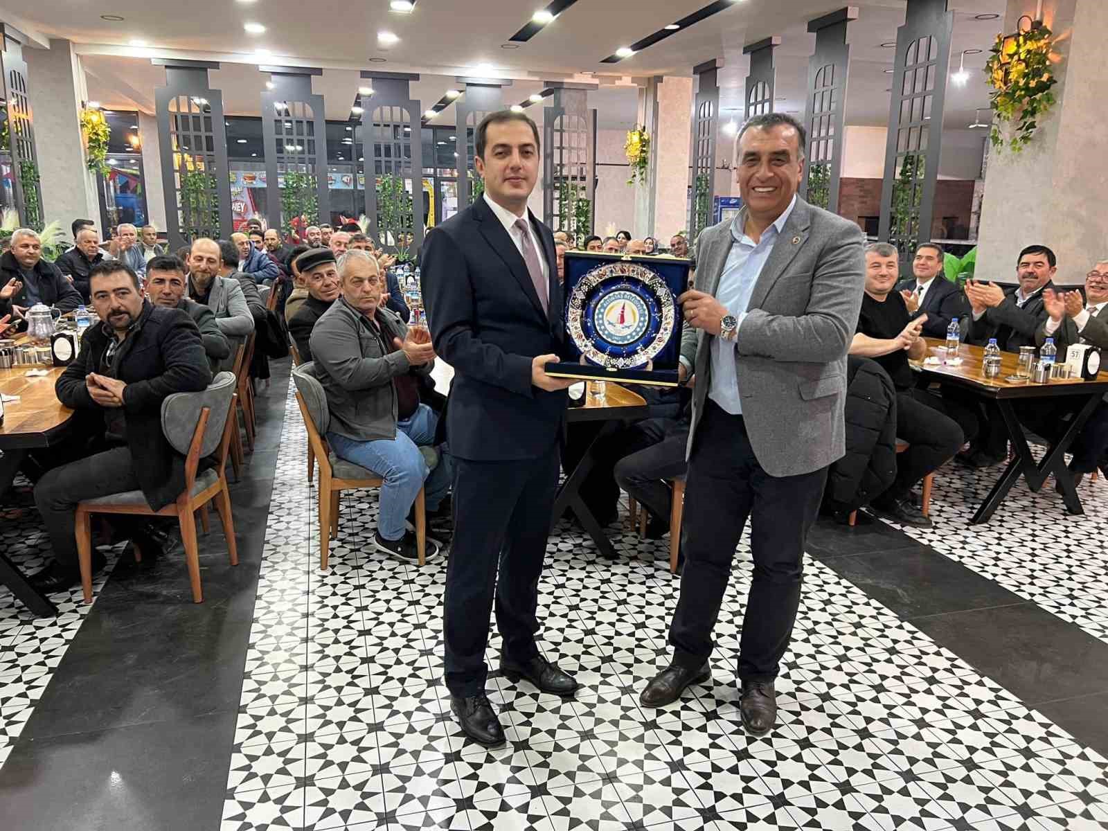 Altıntaş Kaymakamı Çelik’e veda yemeği