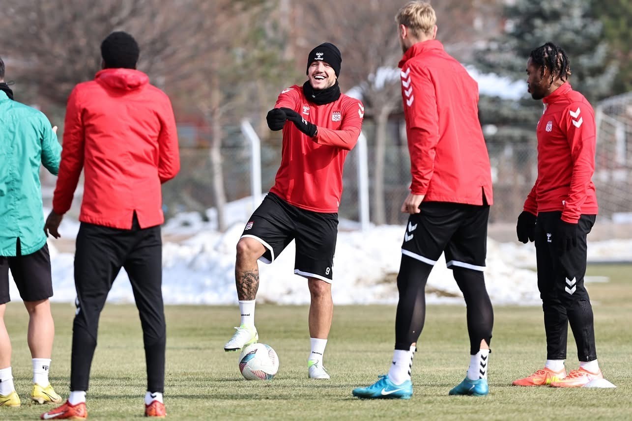 Sivasspor, Galatasaray ma&ccedil;ına hazır
