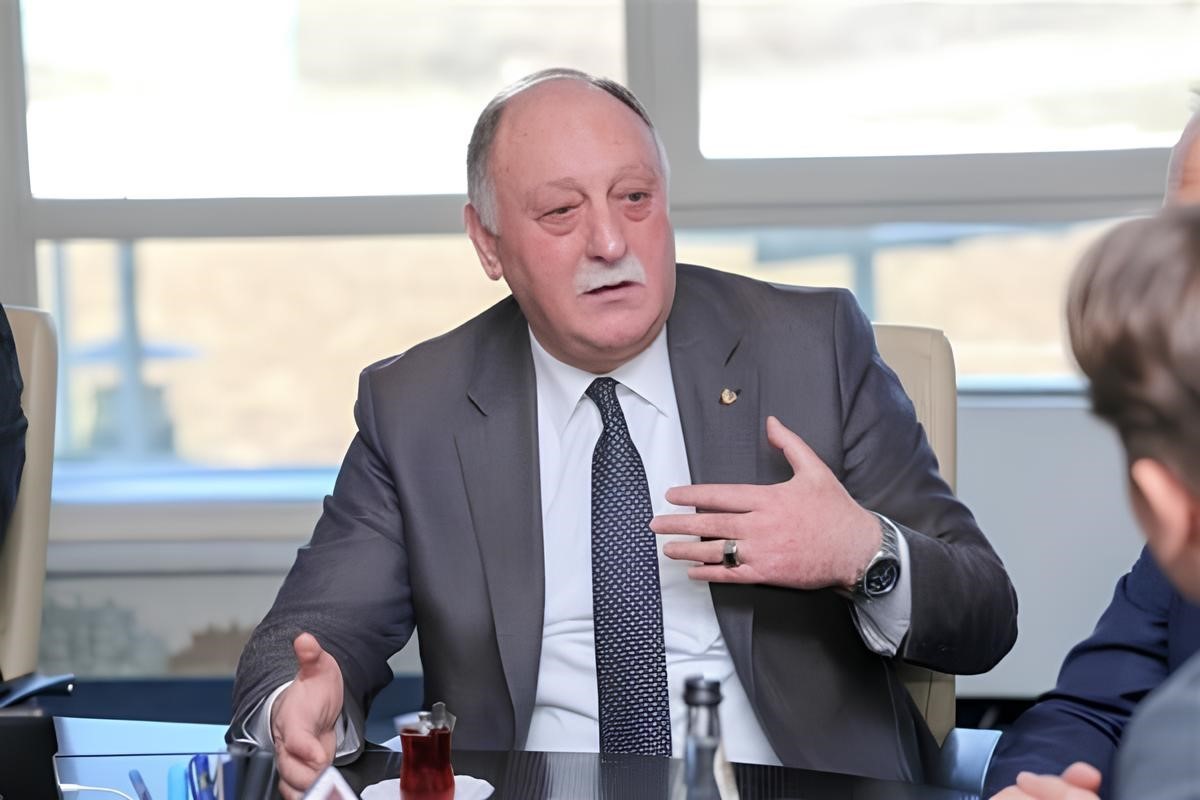 TZOB Genel Başkanı Bayraktar&rsquo;ın ağabeyi Sakarya&rsquo;da son yolculuğuna uğurlandı
