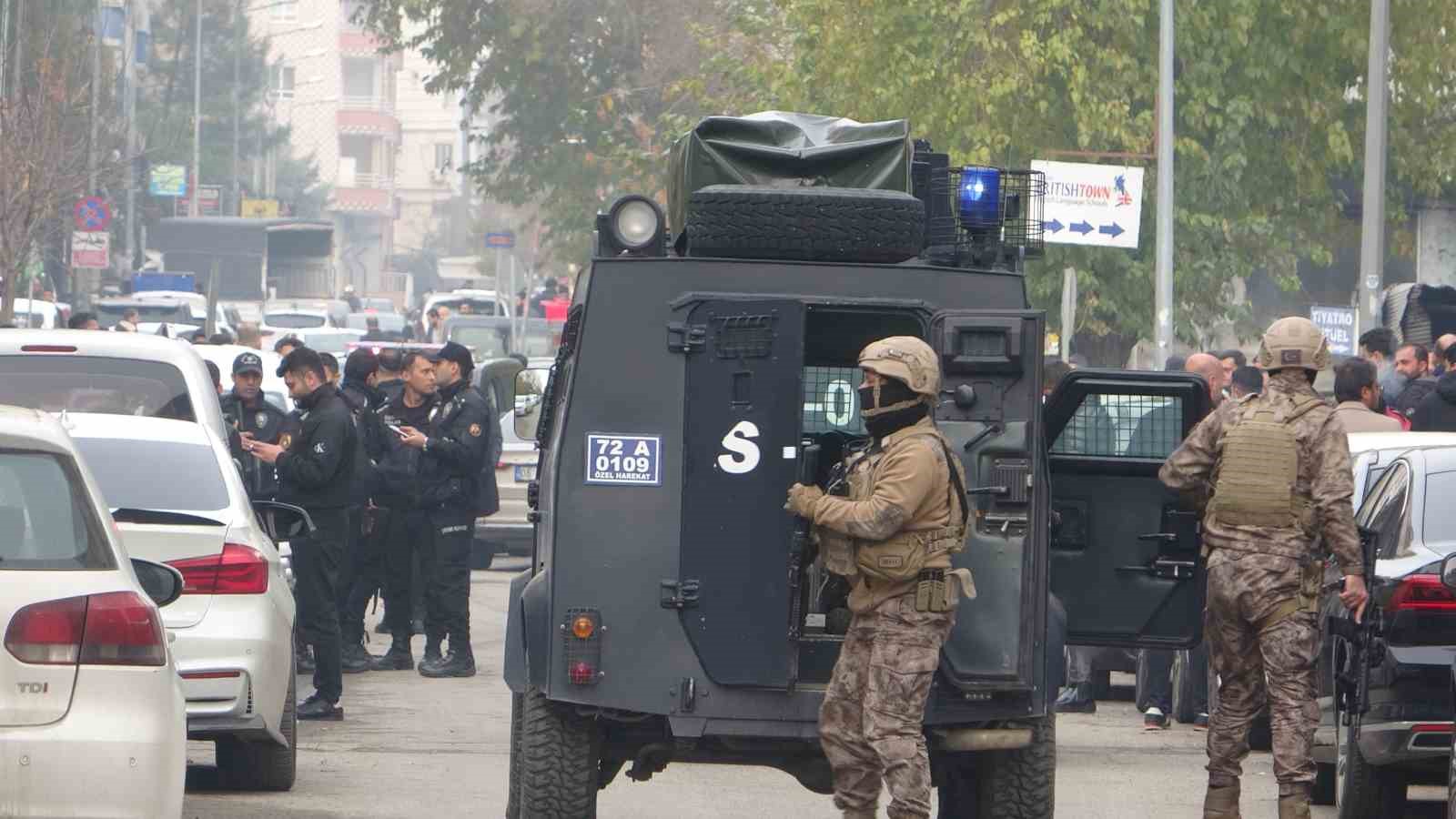 Batman’da iki grup arasındaki kavgaya polis müdahalesi