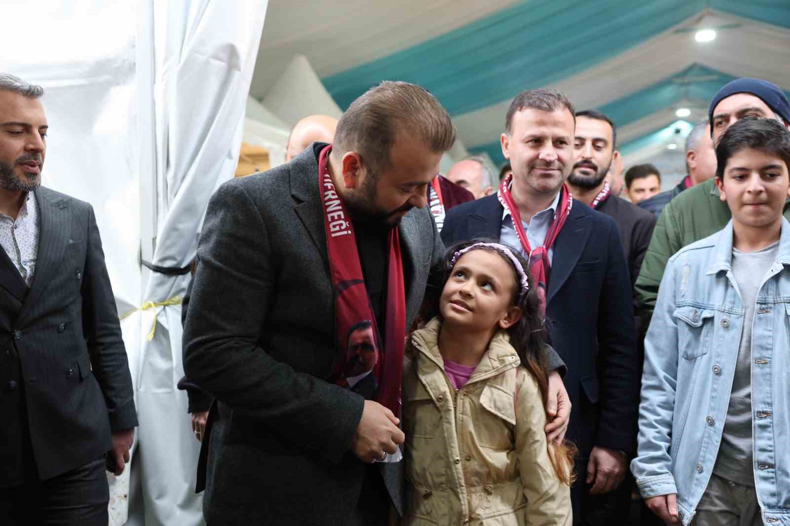 Yiğidolar Sivas k&uuml;lt&uuml;r&uuml;n&uuml; Arnavutk&ouml;y&rsquo;e taşıdı
