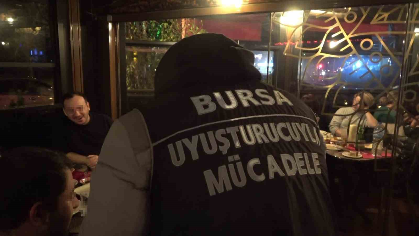 Bursa polisinden gece mekanlarına "şok" baskın
