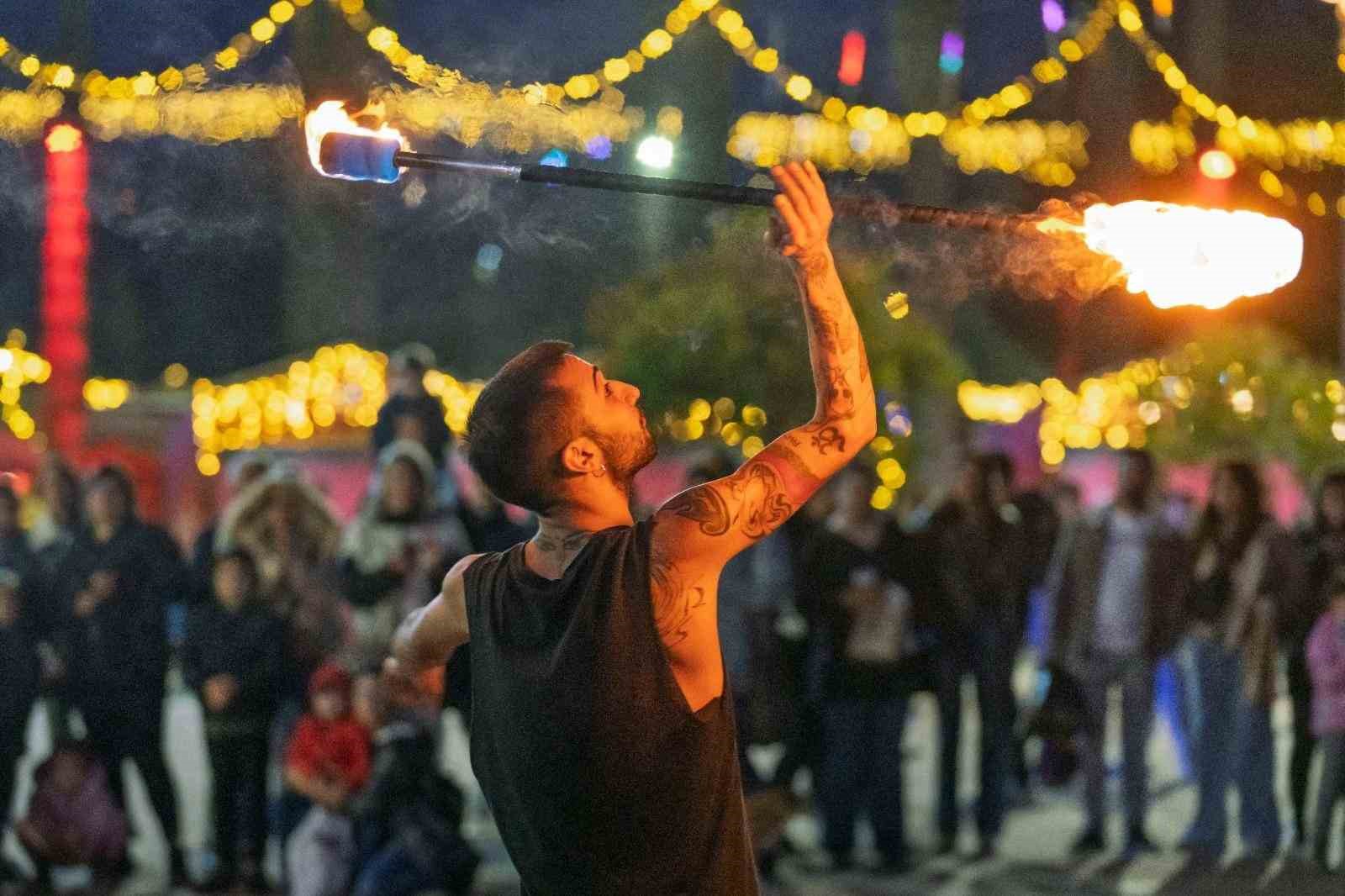 İzmir’in en neşeli festivali  başladı
