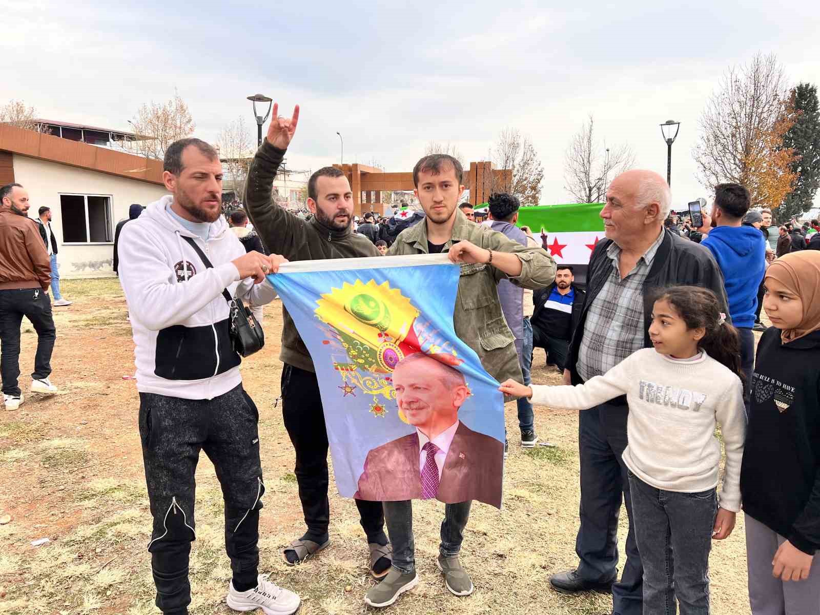 Kahramanmaraş’ta binlerce Suriyeli kutlamalara katıldı