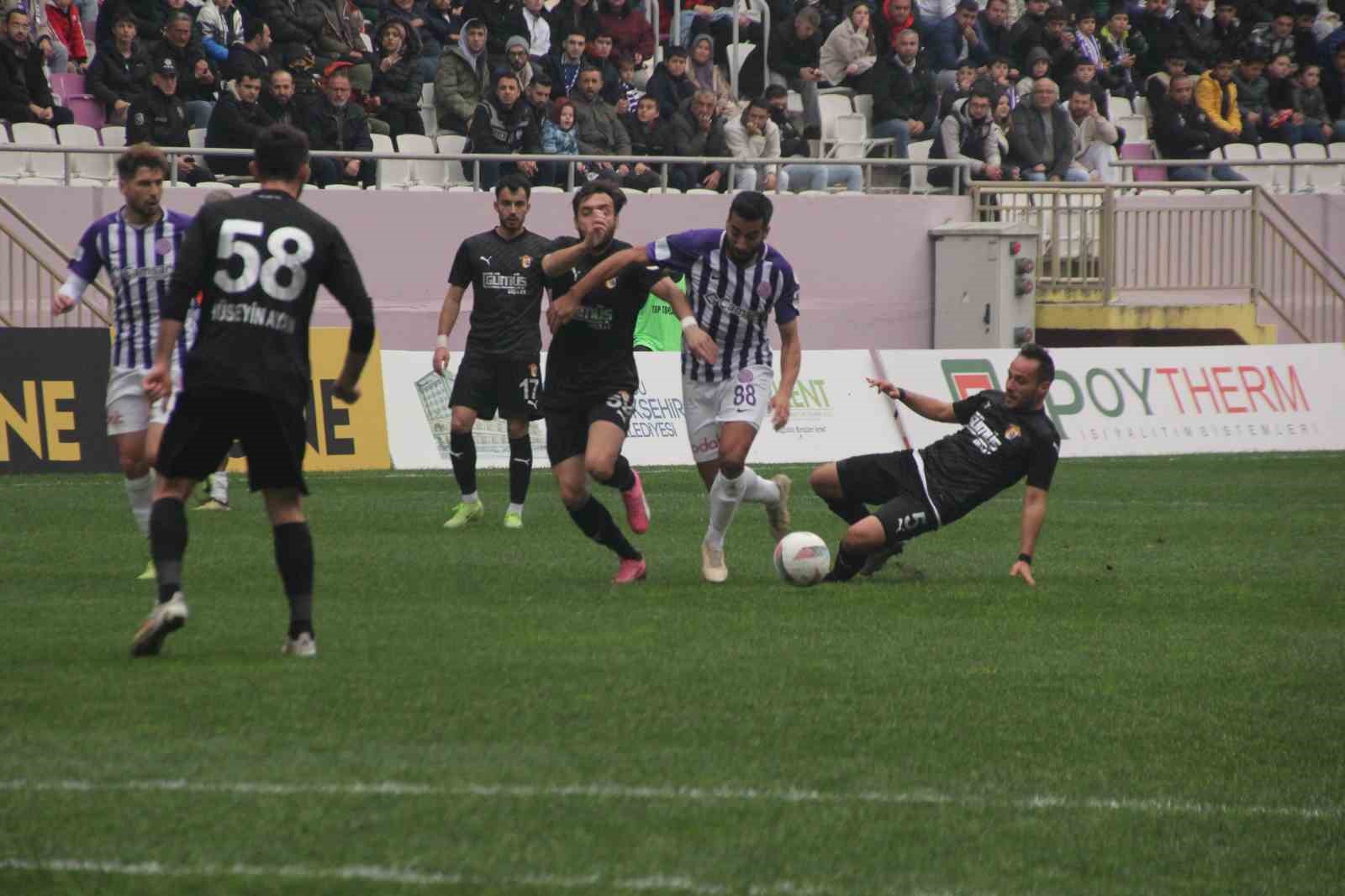 TFF 3. Lig: 52 Orduspor: 1 - &Ccedil;orluspor 1947: 1

