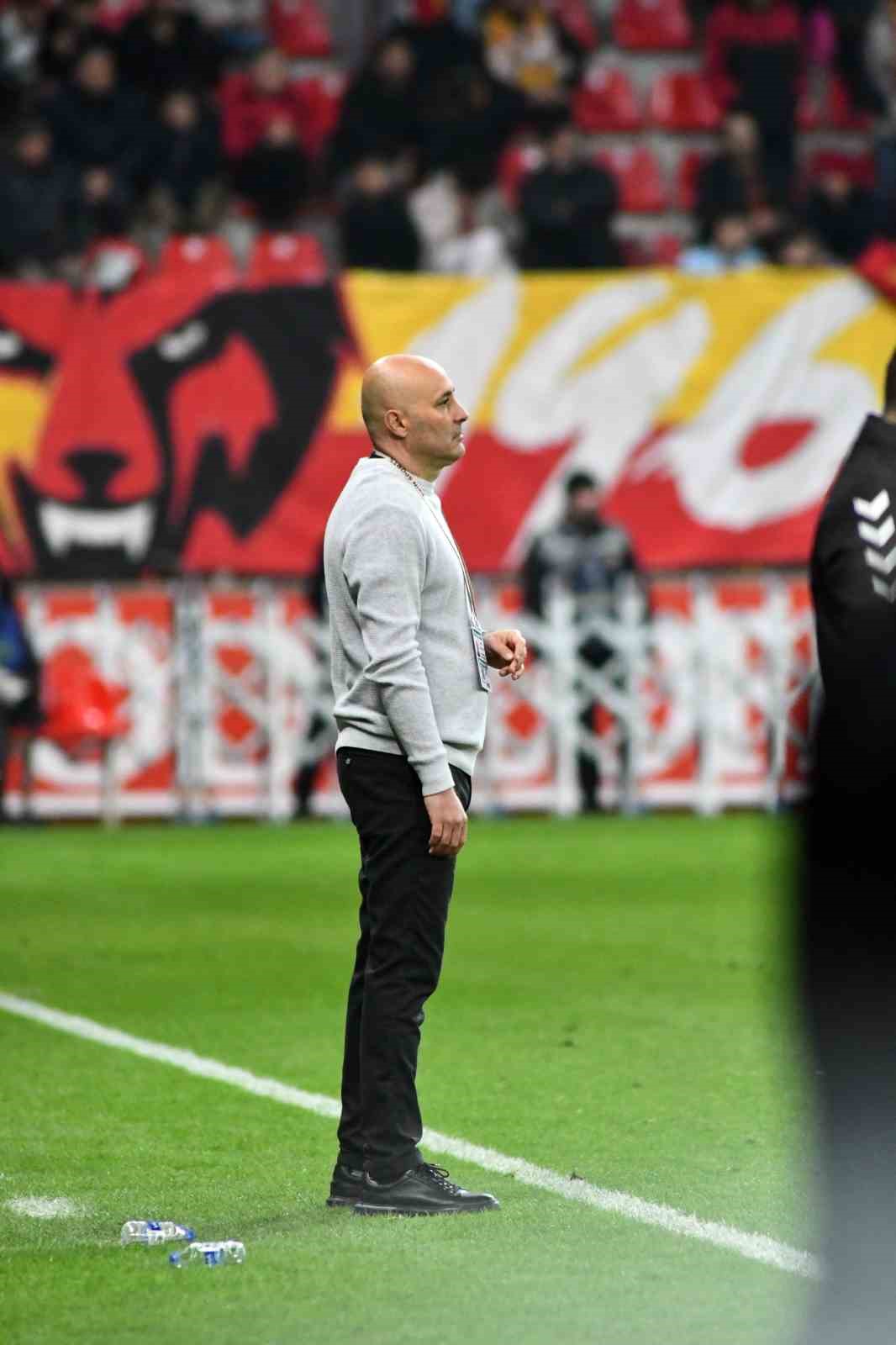 Trendyol S&uuml;per Lig: Kayserispor: 2 - Alanyaspor: 0 (Ma&ccedil; sonucu)
