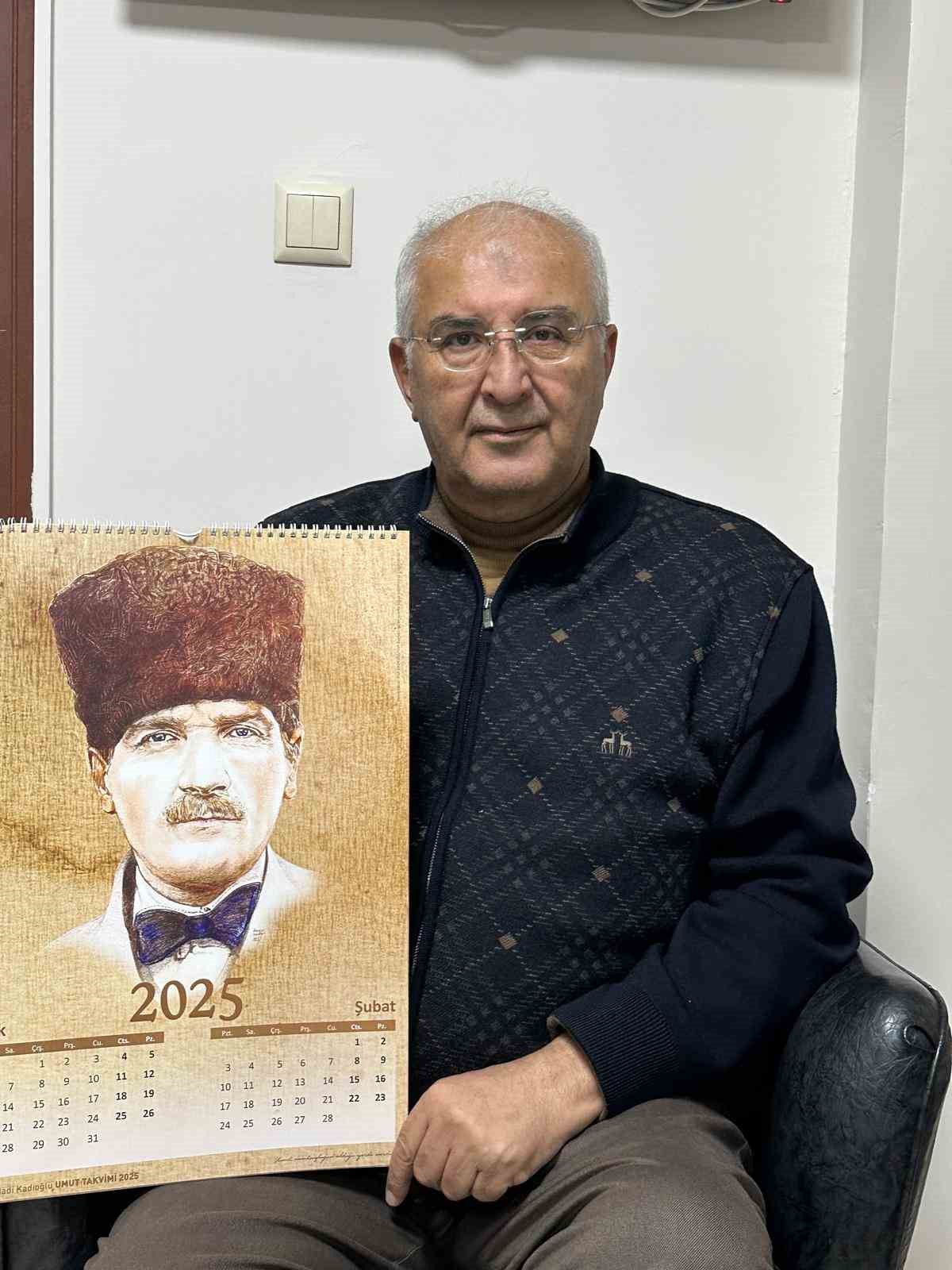 Prof. Dr. Kadıoğlu&rsquo;ndan &ouml;zel Atat&uuml;rk takvim &ccedil;alışması
