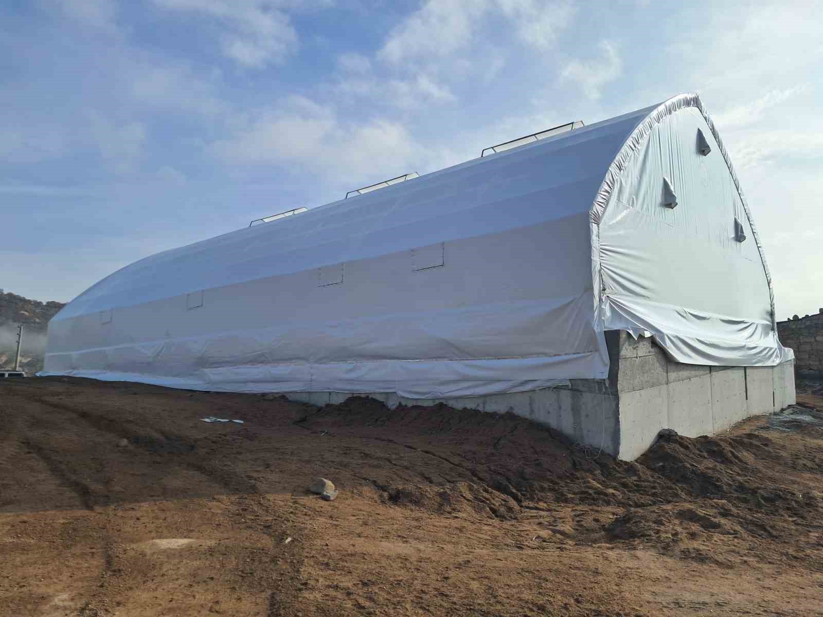 K&uuml;tahya&rsquo;da hayvan &ccedil;adırına KKYDP&rsquo;den 512 bin TL hibe desteği
