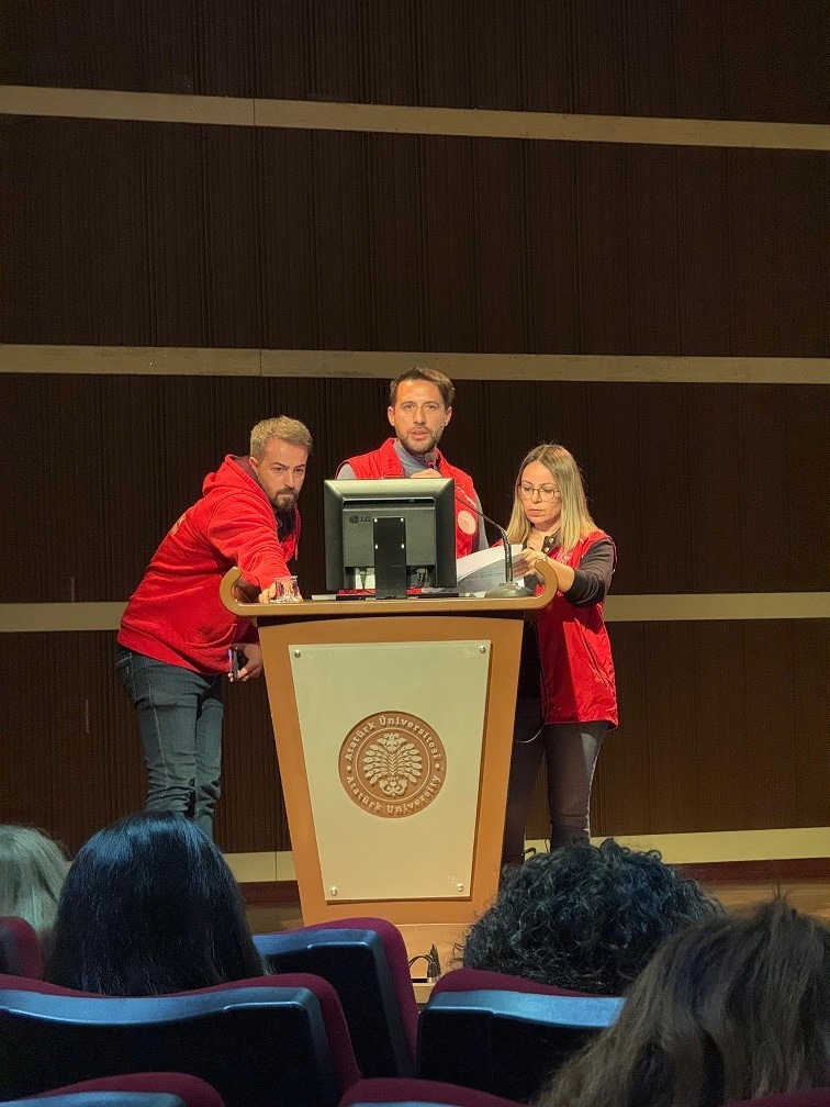 Erzurum&rsquo;da &Uuml;NİDES zirvesi
