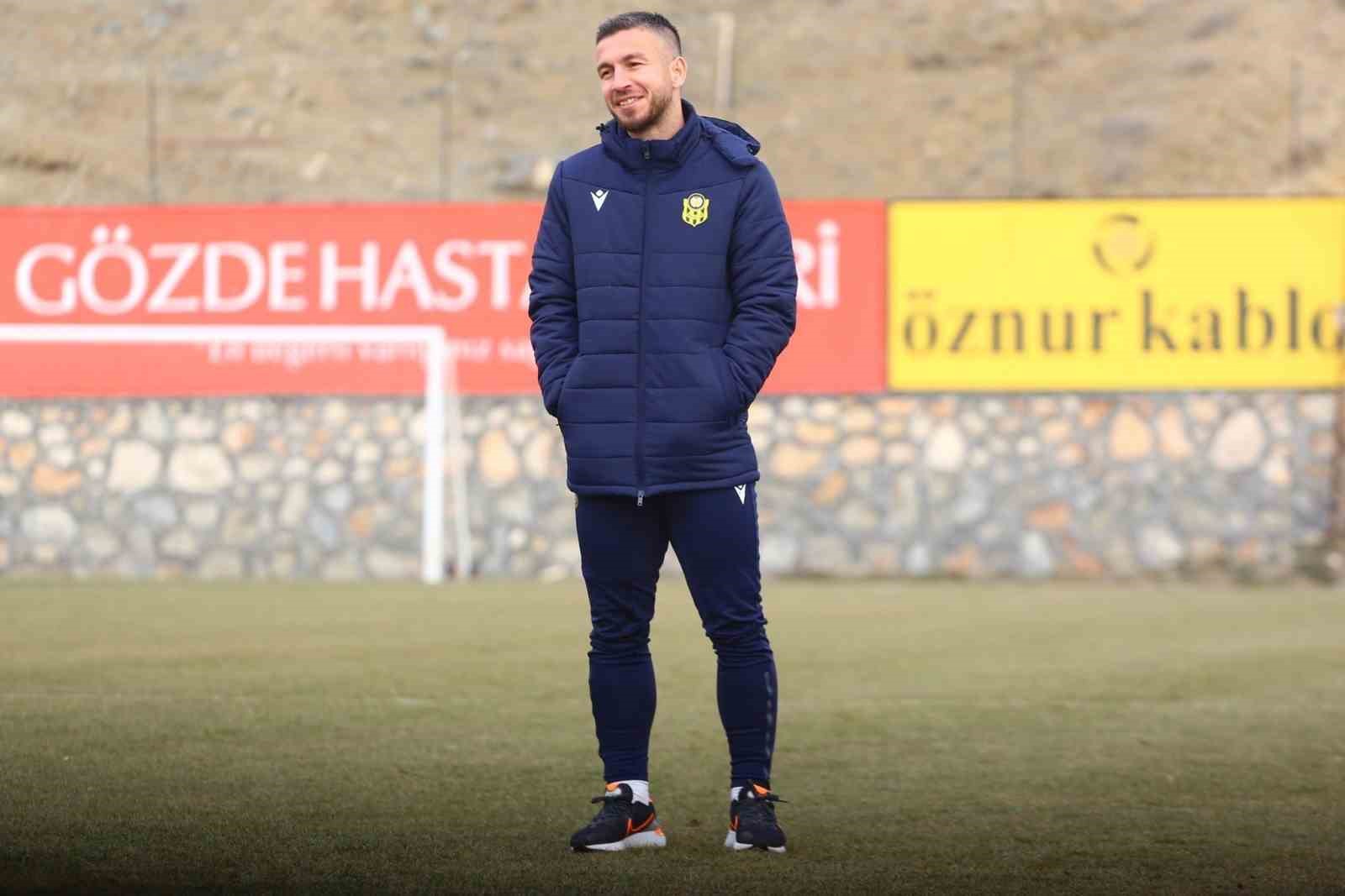 Yeni Malatyaspor, Adem B&uuml;y&uuml;k ile yollarını ayırdı
