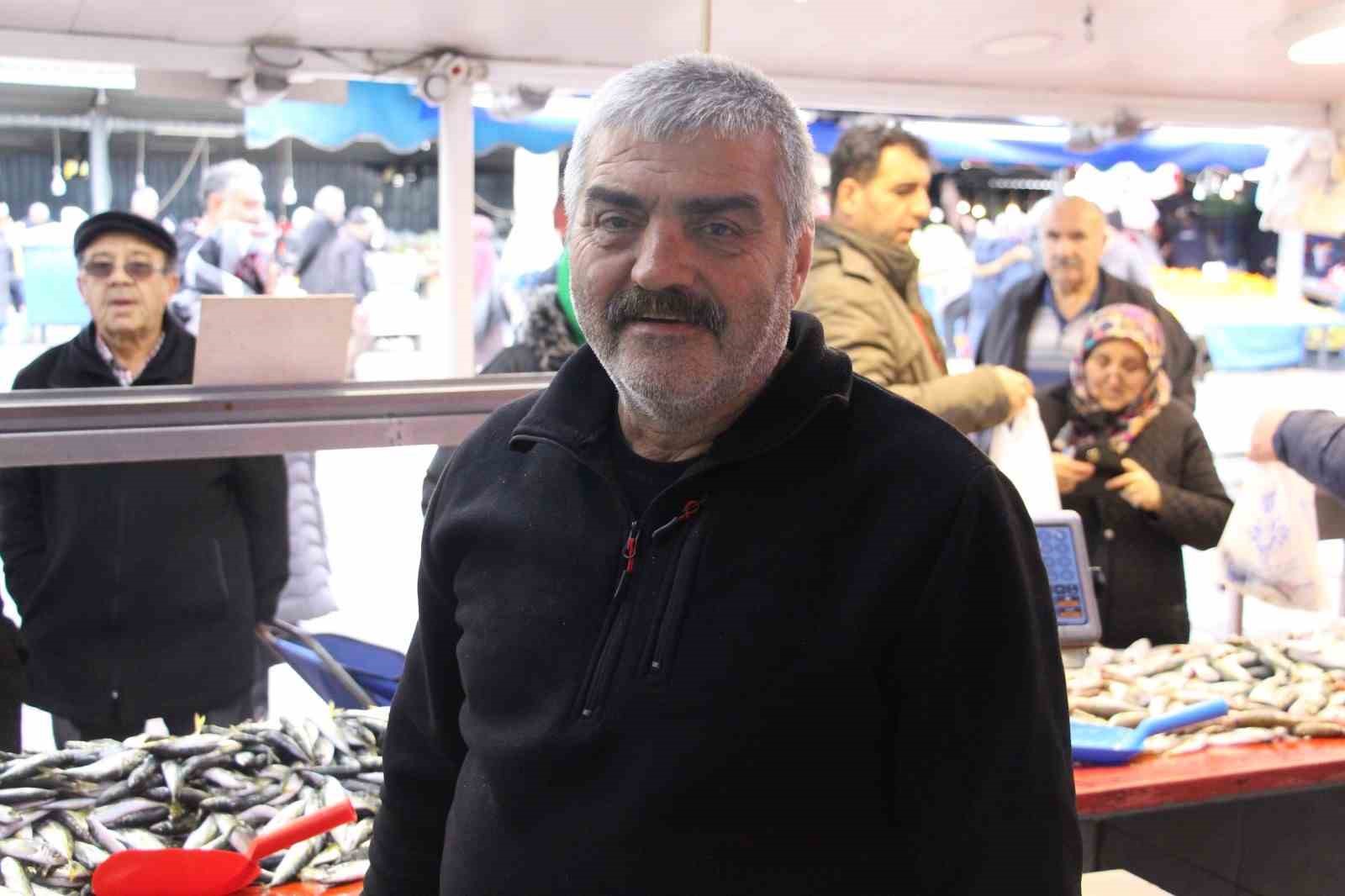 Hamsi bir haftada 50 lira birden d&uuml;şt&uuml;: Rağbet arttı
