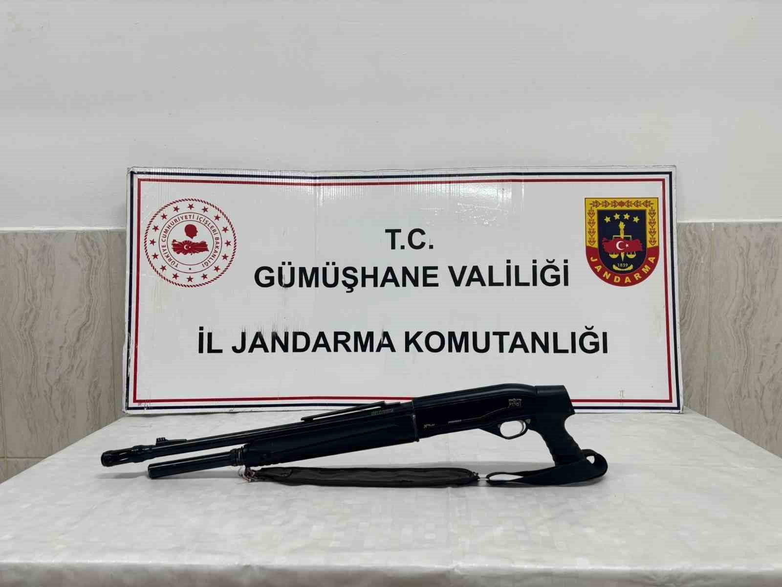 Gümüşhane’de ruhsatsız silah operasyonu