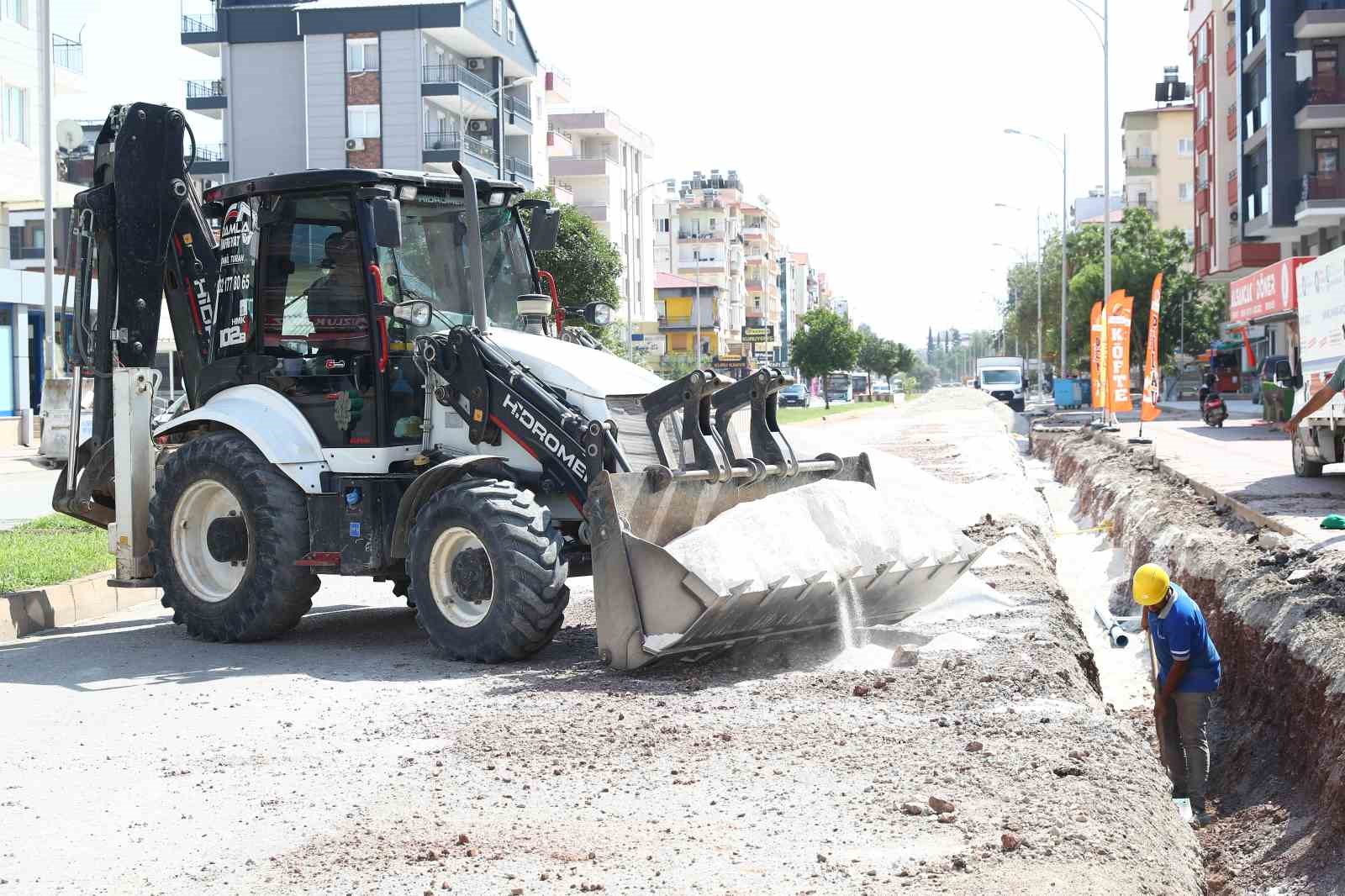 Antalya-Londra arası kadar içme suyu hattı döşendi
