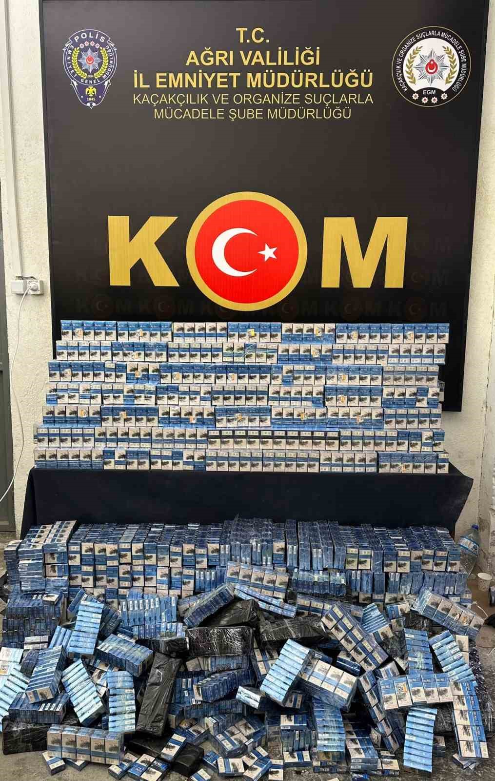Ağrı&rsquo;da &ccedil;ok sayıda ka&ccedil;ak sigara ele ge&ccedil;irildi
