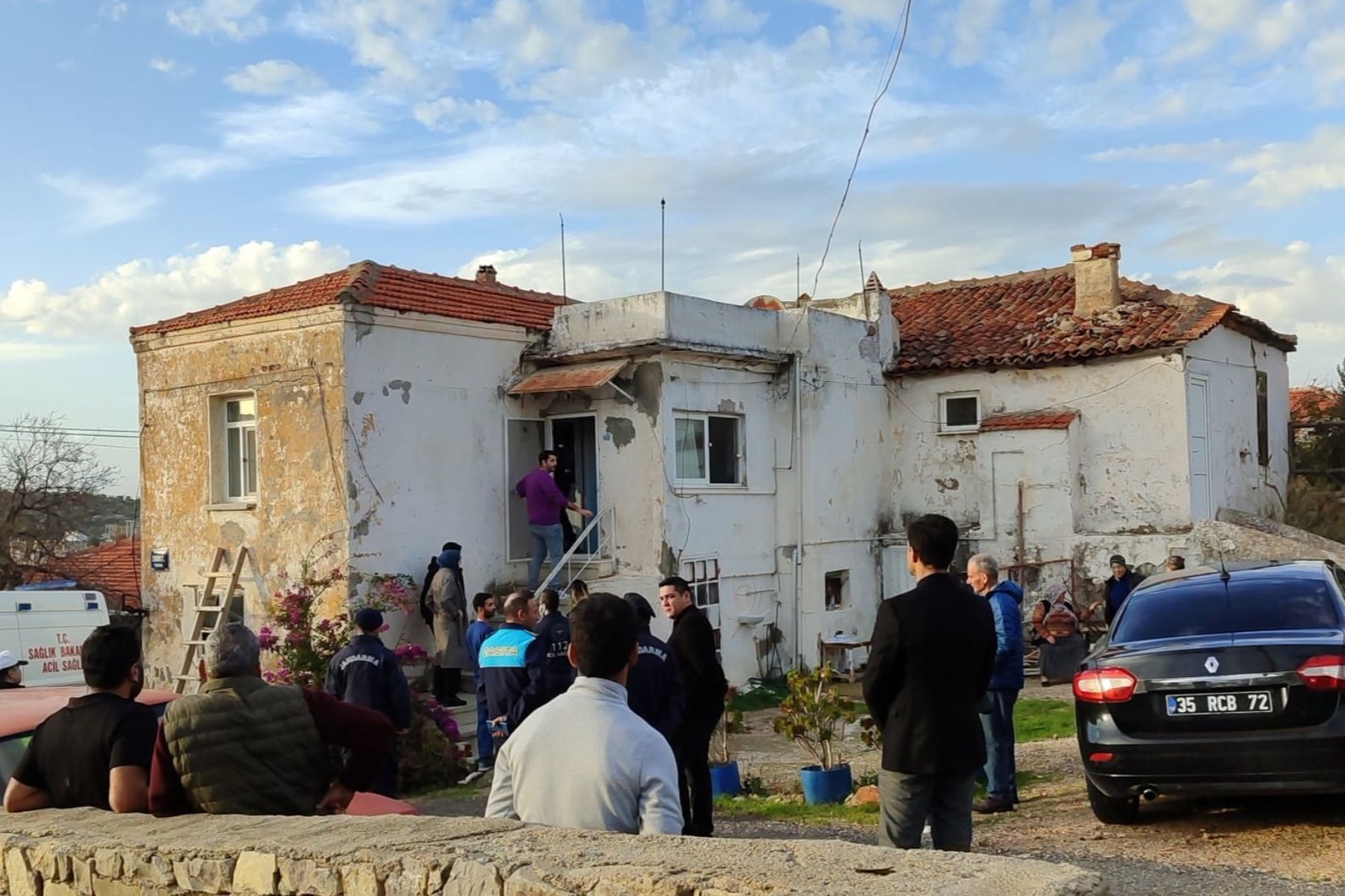 İzmir’de soba 2 can aldı: Zehirlenen karı-koca hayatını kaybetti