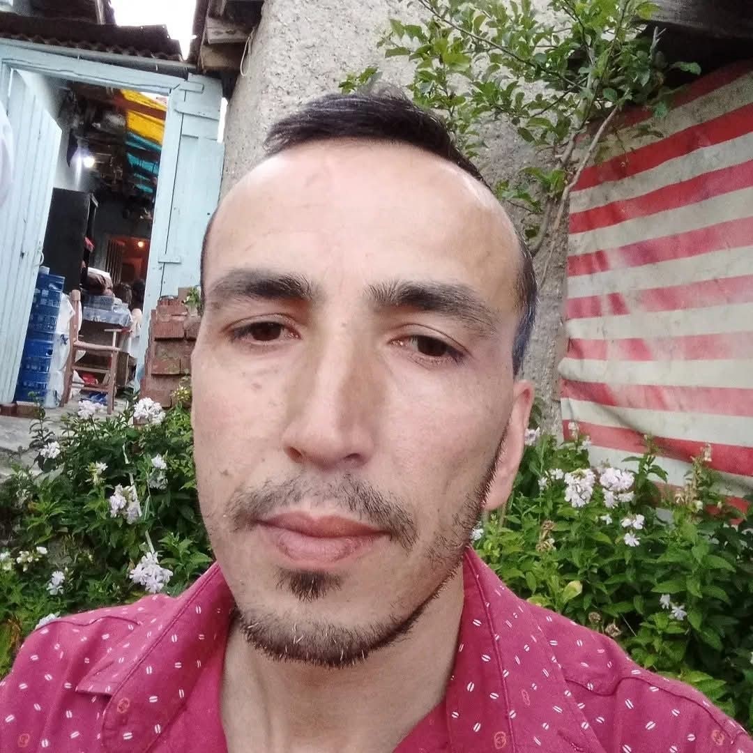 Eskişehir&rsquo;de 3 g&uuml;nd&uuml;r kayıp adamın son g&ouml;r&uuml;ld&uuml;ğ&uuml; Porsuk &Ccedil;ayı&rsquo;nda dalgı&ccedil;lar arama yaptı
