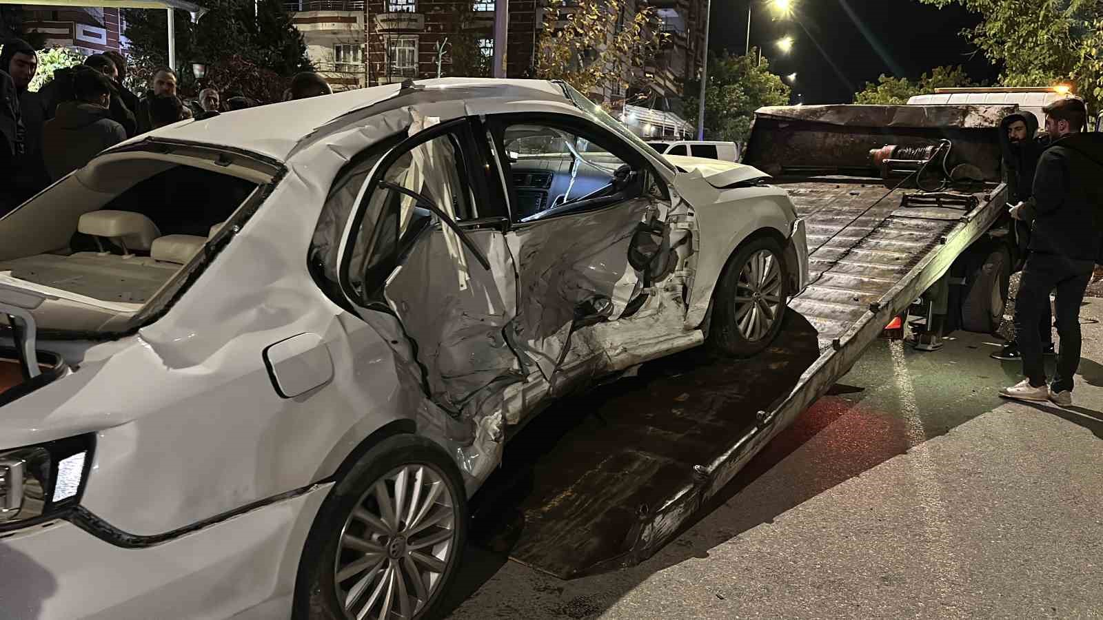 Siverek&rsquo;te trafik kazası: 4 yaralı
