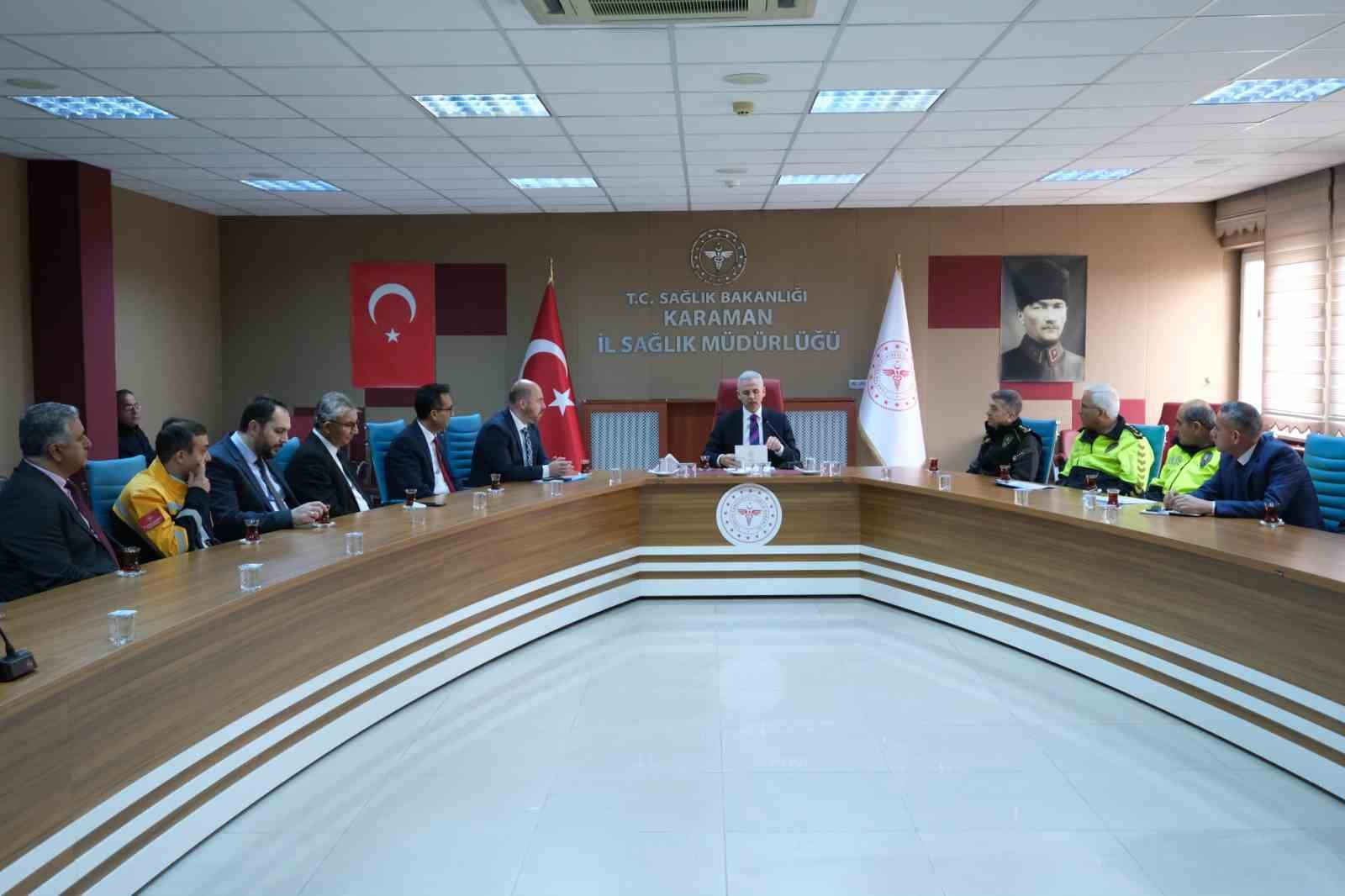 Karaman&rsquo;da "Fermuar sistemi ile yaşama yol ver" kampanyası tanıtıldı
