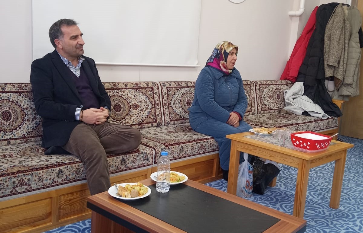 Kerem İle Aslı hik&acirc;yesini m&uuml;zakere ettiler
