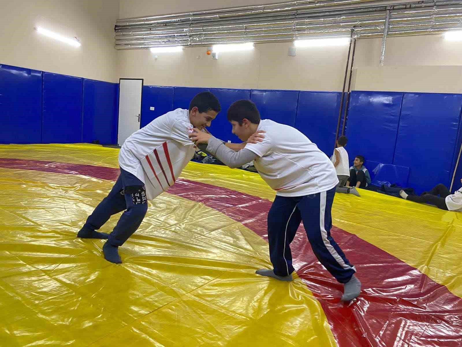 Korkut’ta güreş kurslarına yoğun ilgi
