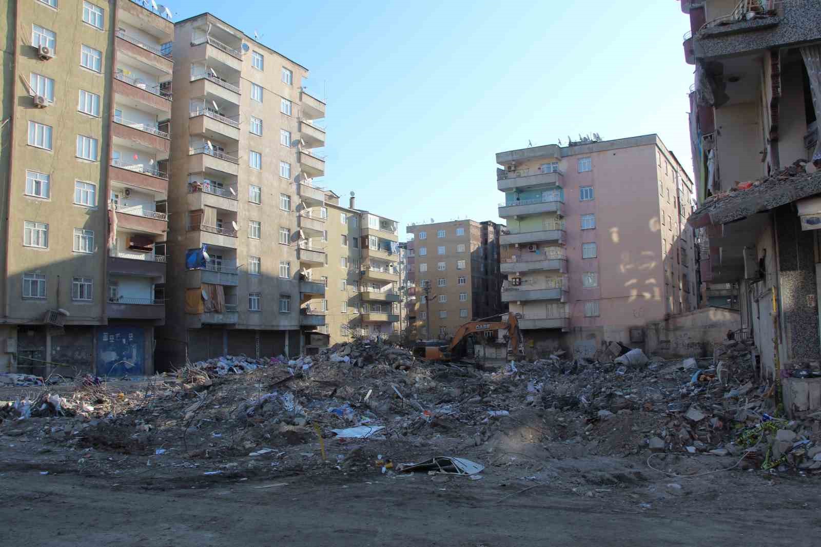 60 kişinin &ouml;ld&uuml;ğ&uuml; Yoldaş Apartmanı&rsquo;nda tutuklu sanığa verilen cezanın gerek&ccedil;eli kararı a&ccedil;ıklandı

