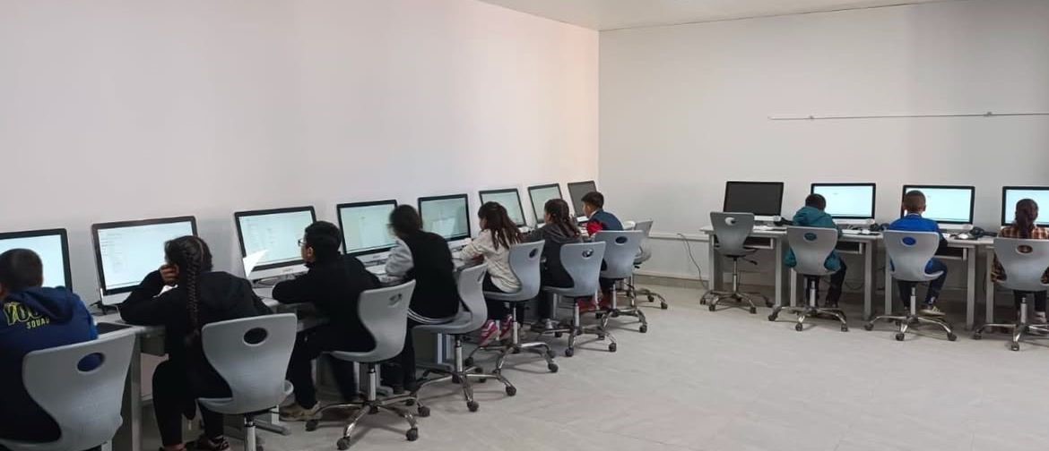 G&ouml;lbaşı&rsquo;nda bilişim teknoloji sınıfı a&ccedil;ıldı
