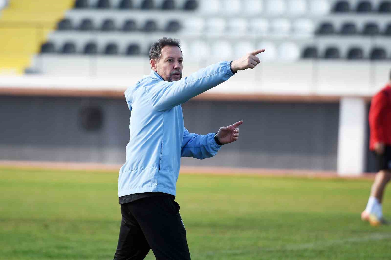 Manisa FK&rsquo;da Ankarag&uuml;c&uuml; hazırlıkları devam ediyor
