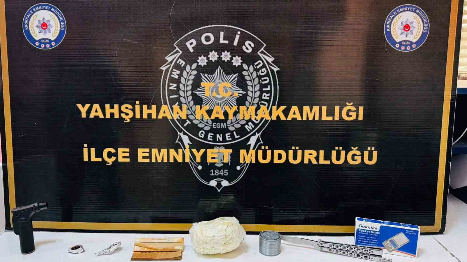 Kırıkkale’de durdurulan araçtan uyuşturucu çıktı: 4 gözaltı