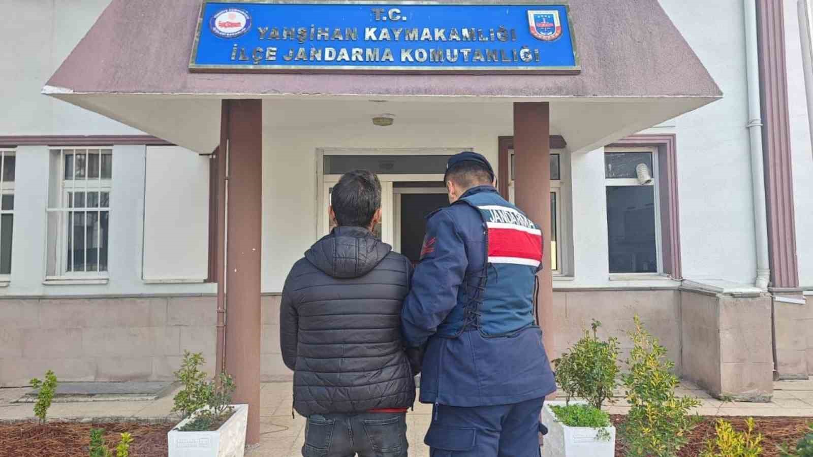 Kırıkkale&rsquo;de yakalanan 2 h&uuml;k&uuml;ml&uuml; cezaevine teslim edildi
