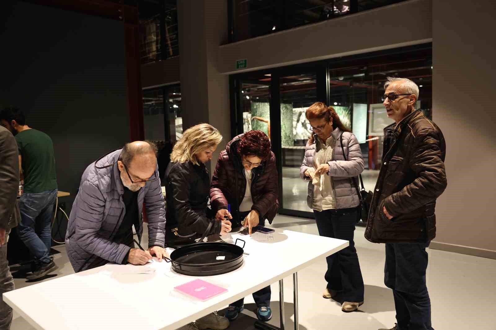 Nil&uuml;fer&rsquo;de Toprak Ana G&uuml;n&uuml;&rsquo;nde gıdanın geleceği konuşuldu
