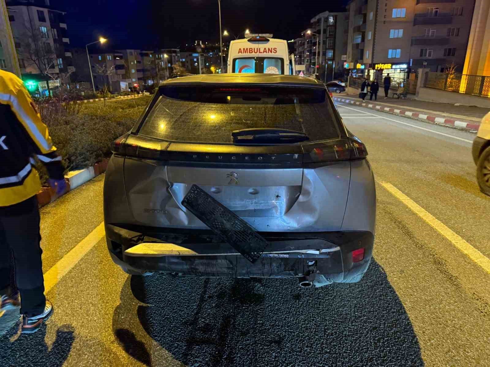 Bilecik&rsquo;te meydana gelen trafik kazasında 1 kişi yaralandı
