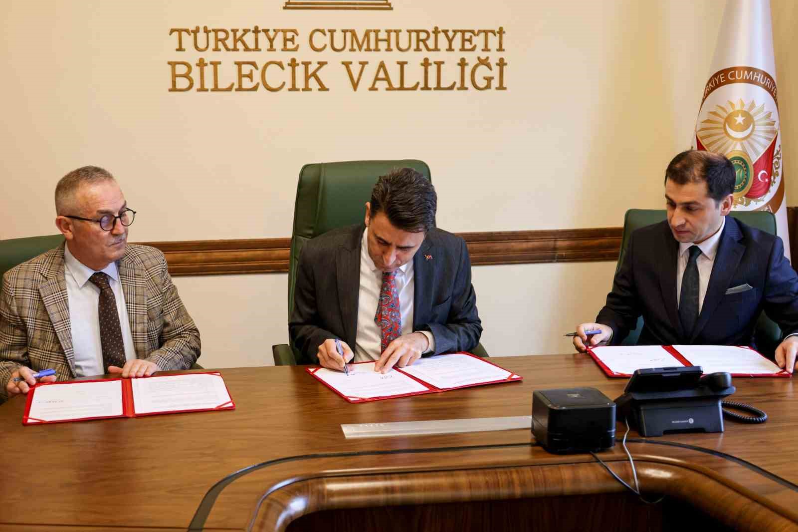 Bilecik&rsquo;te &rsquo;Skolyoz Protokol&uuml;&rsquo; imzalandı
