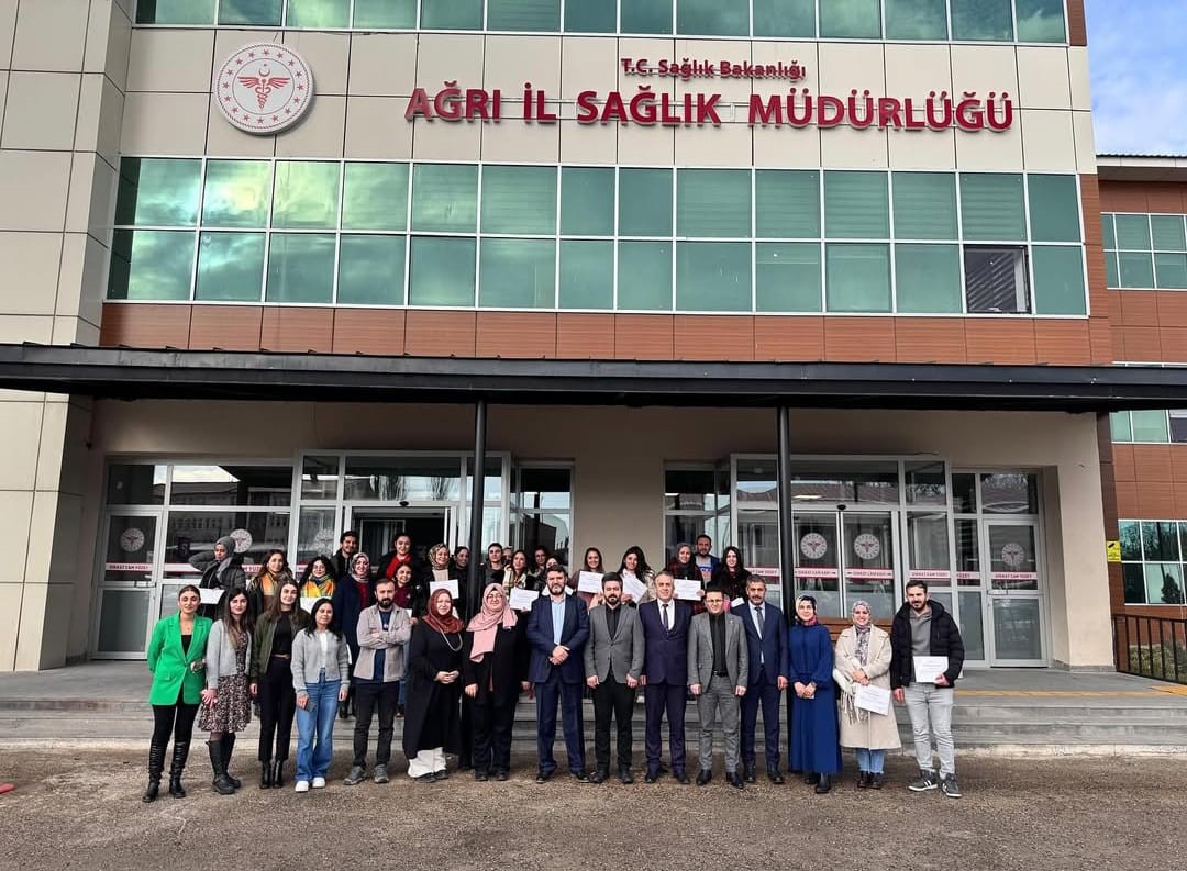 Ağrı&rsquo;da sağlık &ccedil;alışanlarına NRP eğitimi
